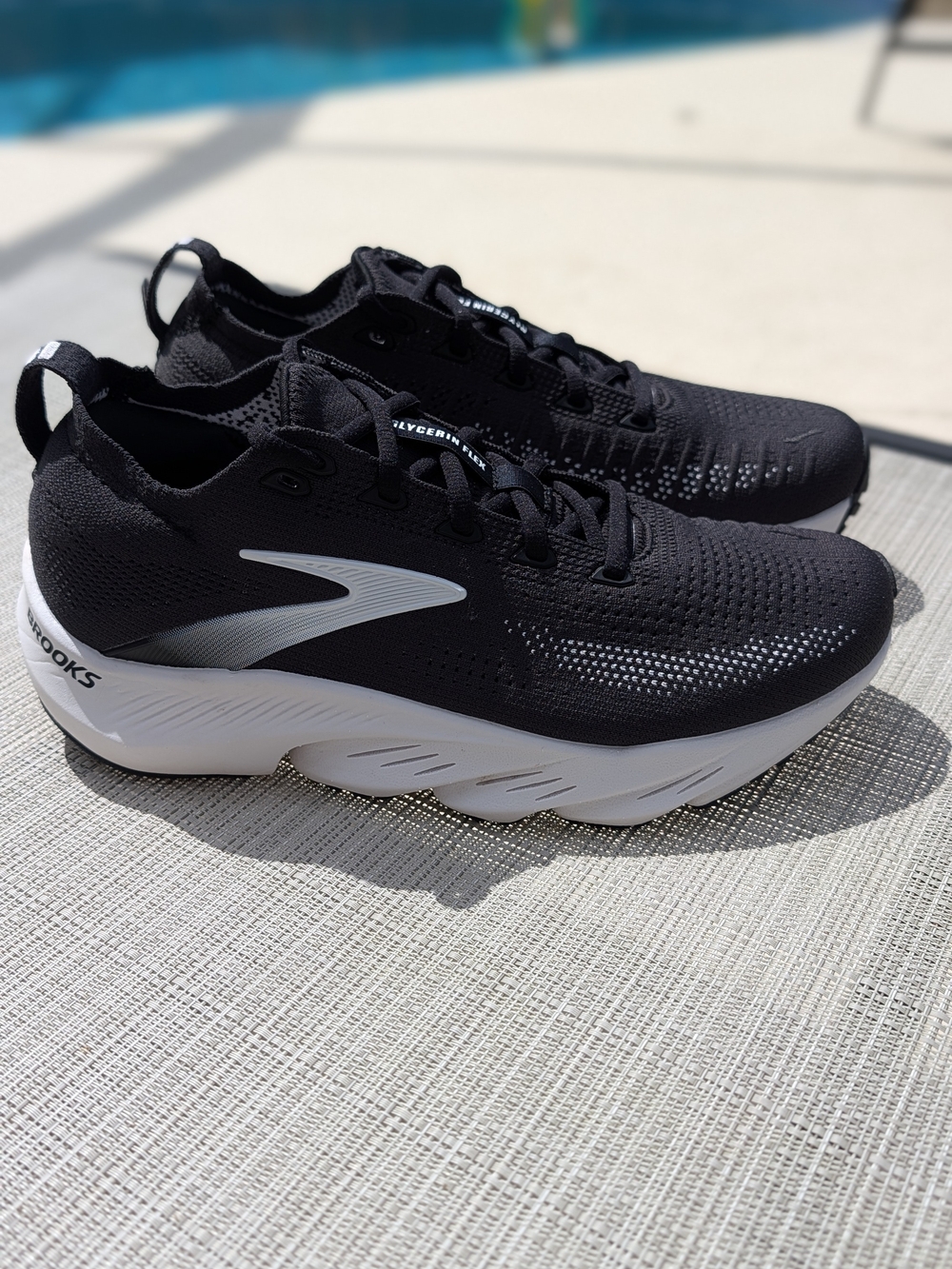 Brooks Glycerin Flex Women's Size 7.5 Running Shoes Black White DNA Tuned MINT
